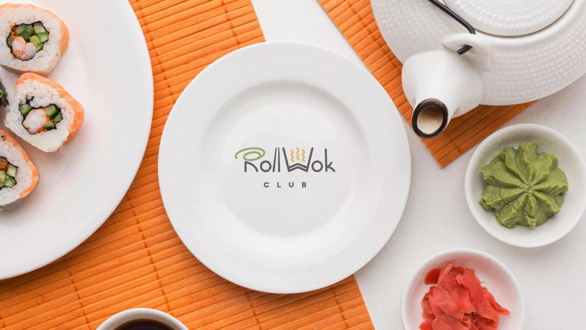 Разработка логотипа и фирменного стиля суши-бара «Roll Wok Club» в Ливнах